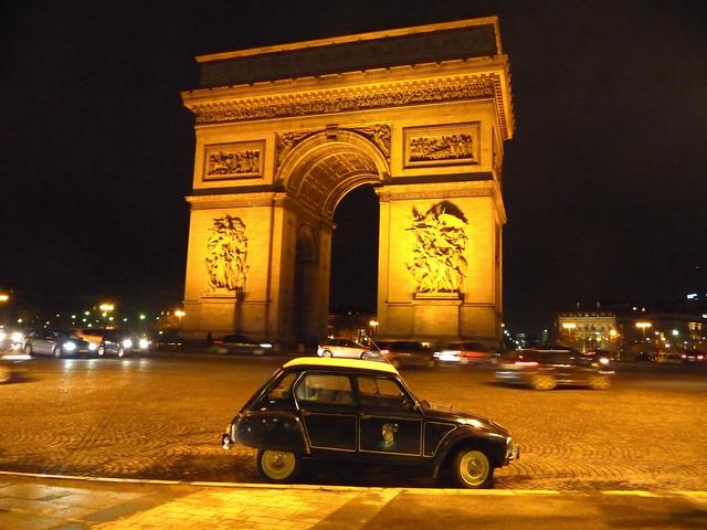 Paris by night avec la Dyane Caban du Club ! (1)
